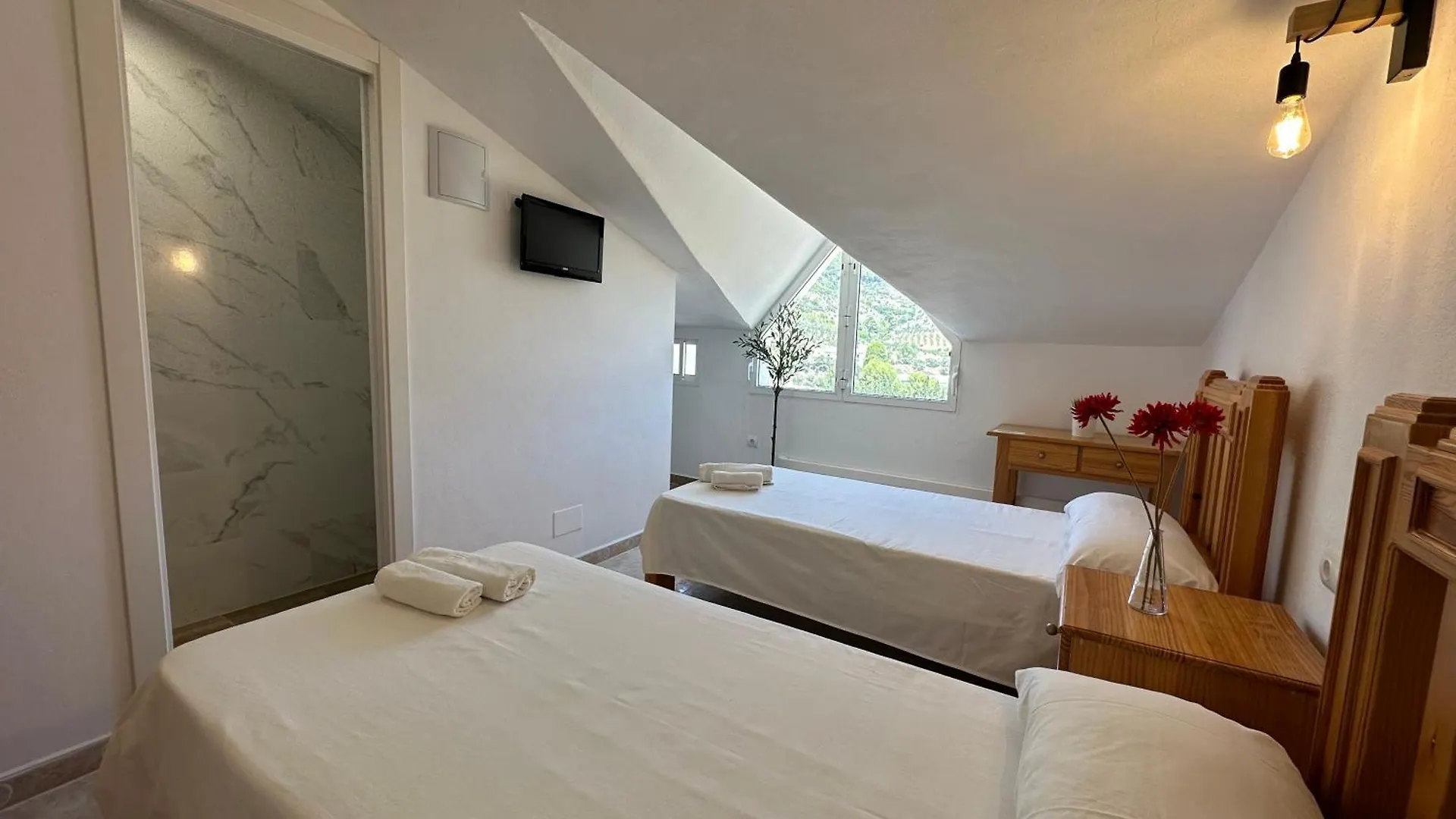 Hostal Sango Sierra de las Nieves Alozaina